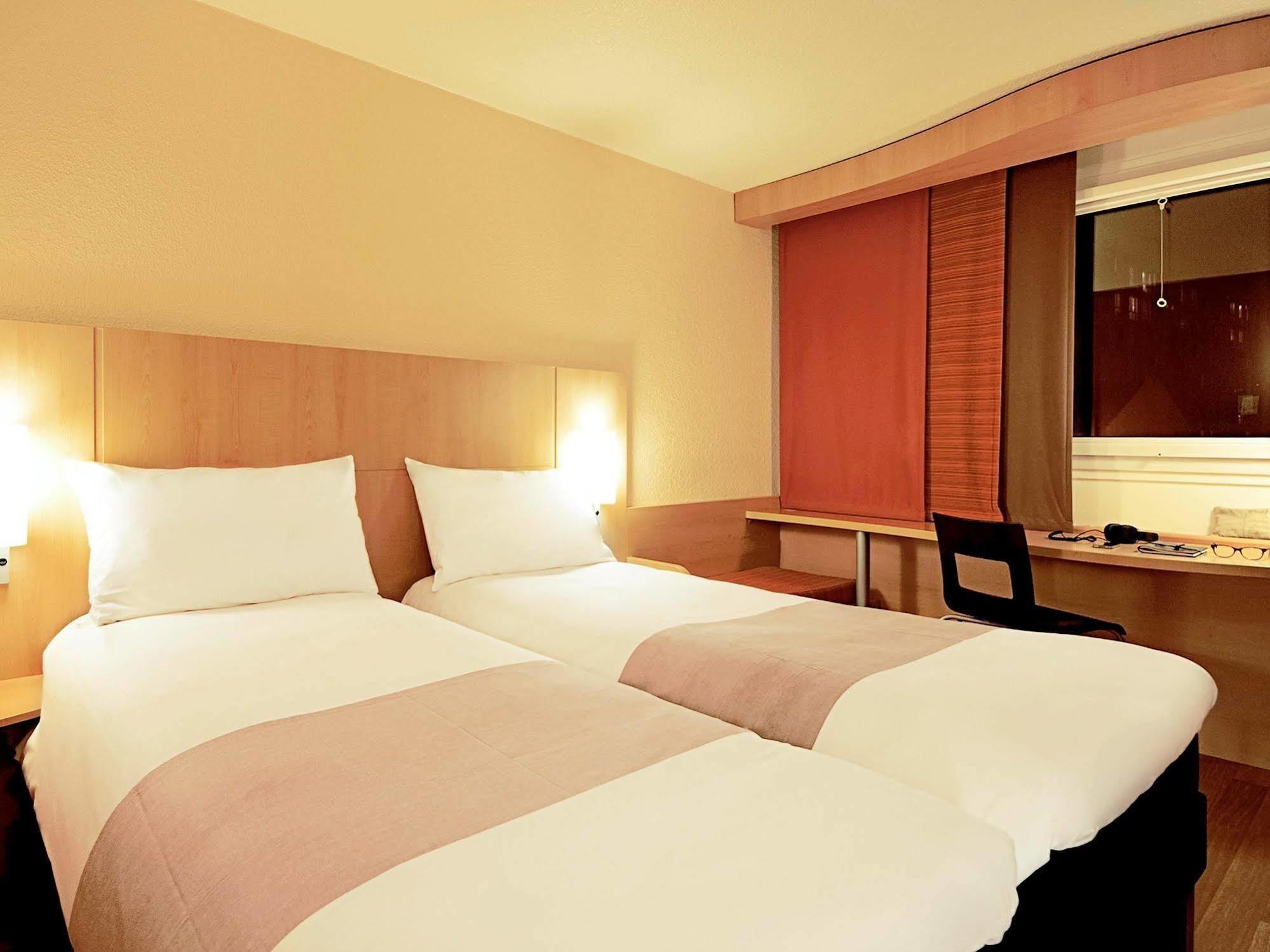 Ibis Tlemcen Hotel Ngoại thất bức ảnh