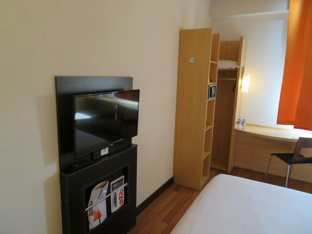 Ibis Tlemcen Hotel Ngoại thất bức ảnh